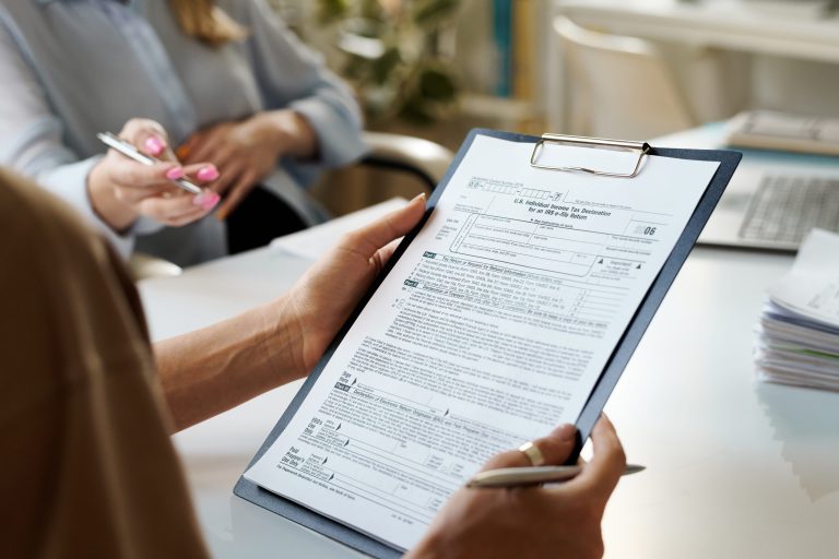 How to file a claim with a malpractice insurance company