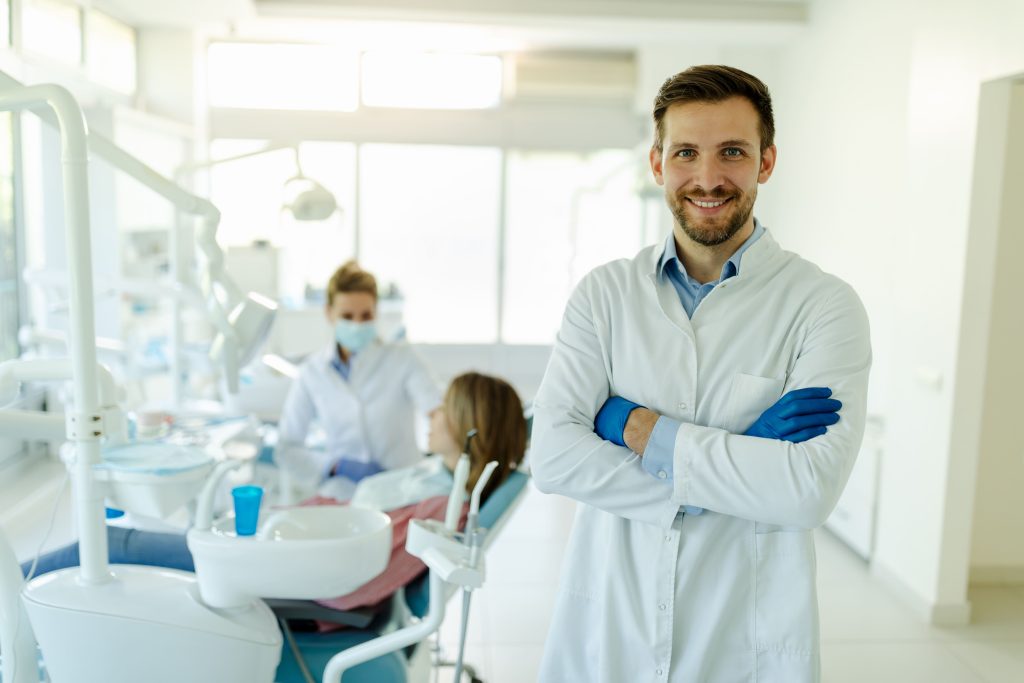 Which companies offer malpractice insurance for dentists