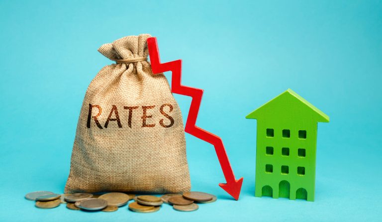 Which malpractice insurance company offers the lowest rates