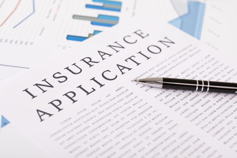 How do malpractice insurance premiums vary by state